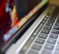Apple专利指出了键盘和触控板上的显示