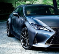 日本品牌雷克萨斯推出了面向国内市场的LC和RC轿跑车的新版本