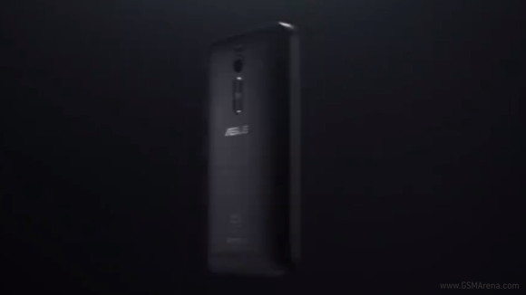 华硕调侃新双摄像头Zenfone 并在CES上发布