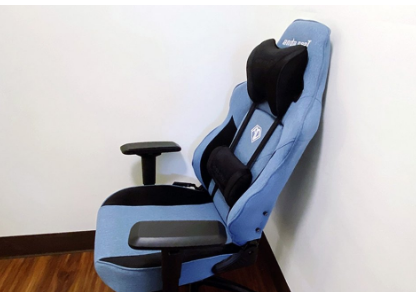 TCompact高级游戏椅评估
