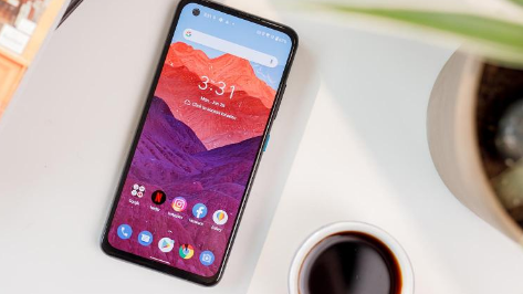 华硕ZenFone 8智能手机评测